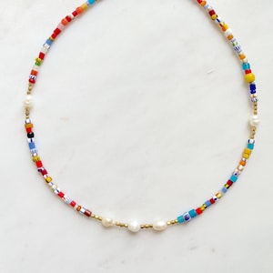 Dainty Colorful Freshwater Pearl Choker Necklace / Short Multicolor Seed Bead Necklace / One of a Kind Necklace / Summer Pearl Choker image 1