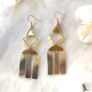 Boho Geometric Chandelier Earrings / Wire Wrapped Beaded Quartz Dangle Earrings / Unique Bohemian Jewelry / Boho Dangle Earrings / Shell image 4