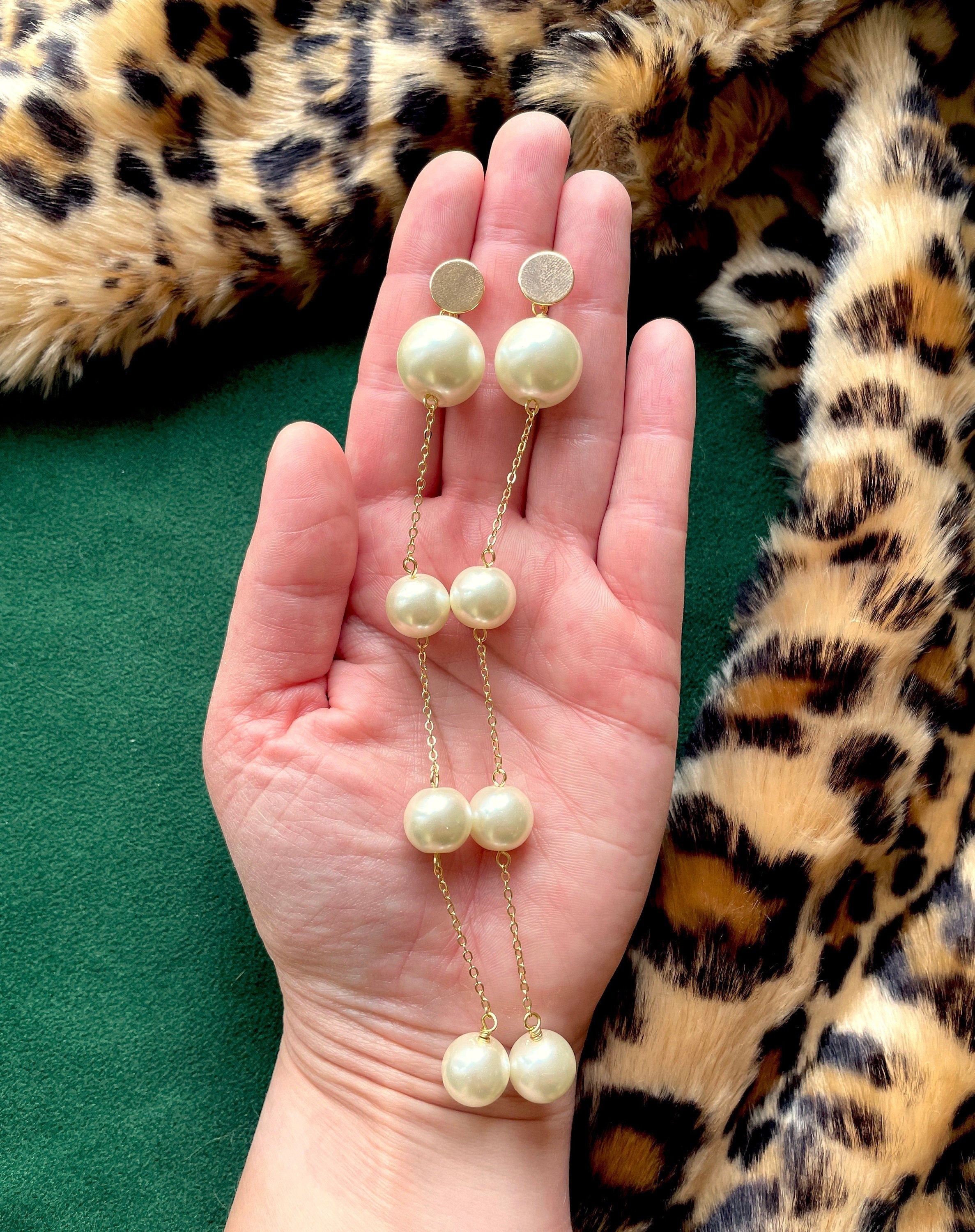 PAIO DI ORECCHINI PENDENTI IN ORO BIANCO, PERLE AUSTRALIANE E DIAMANTI... | Itineris Casa D'Aste - Foto 2