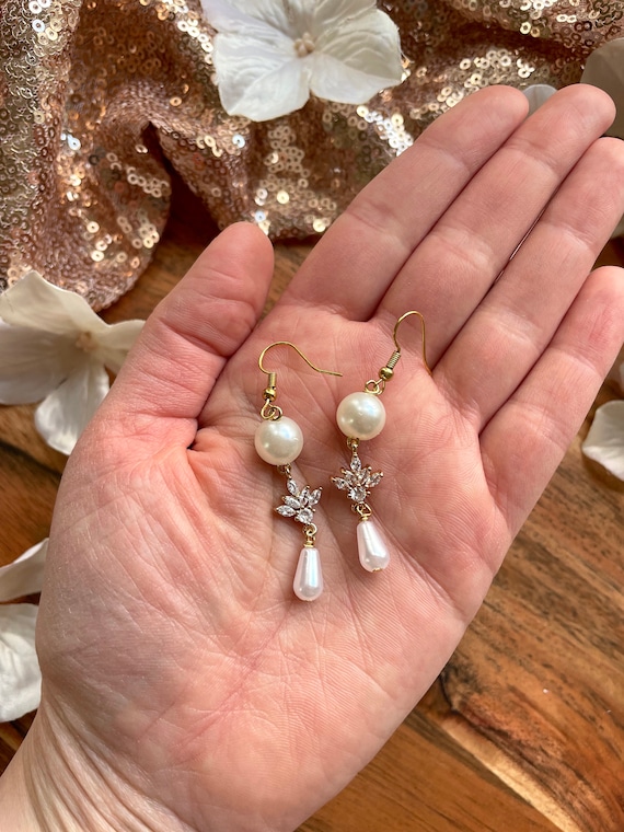 Small Gold Bridesmaid Earrings Gold Floral Statement Earrings Bridal Earrings Small Feminine Dangle Earrings Pearl Teardrop Earrings Etsy UK