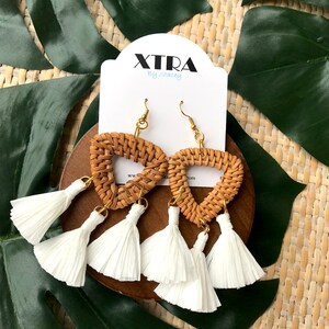 Raffia Tassel Earrings, Woven Rattan Earrings, White Tassel Earrings, Summer Statement Earrings, Neutral Statement Earrings image 4