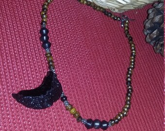 B-7 Lava and Horn NECKLACE!