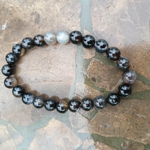 black agate elastic bracelet 8 mm round bead double threaded elastic bracelet