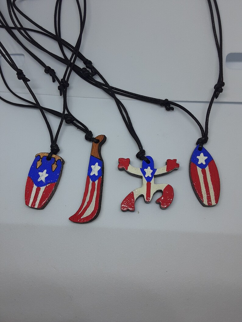 Puerto Rico flag pendant necklace machete coqui taíno Etsy