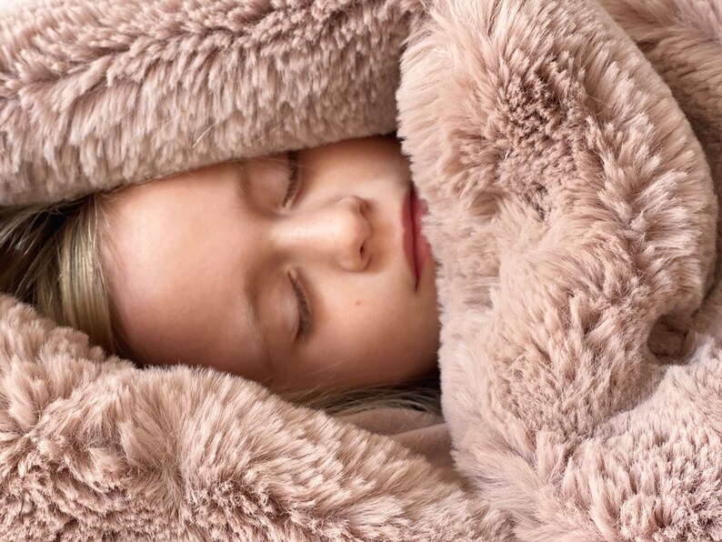 TheCitizenHouse Throw Blanket - Thumbnail 2