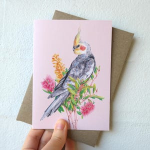 Cartão de saudação floral de calopsita, cartão em branco de cacatua de estimação, cartão de casamento, presente de aniversário para amantes de pássaros, botânico australiano, arte de papagaio animal