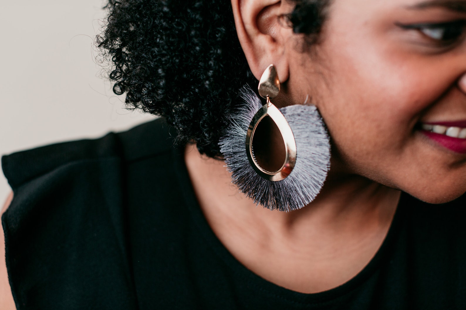 Oversize Large Tassel Earrings, Big Fringe Earrings Oversize Tassel Hoop Statement Earrings