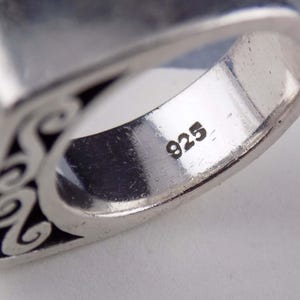 Size 8.5 Brighton Solid Sterling Silver Domed Ring 12.6g 8mm Wide Band With Filigree Openwork Swirls, Substantial & Stackable bild 7