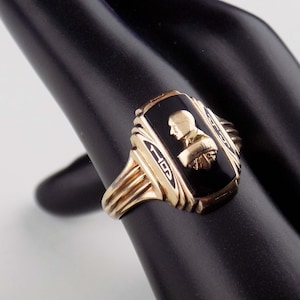High School Ring 1940 - Etsy