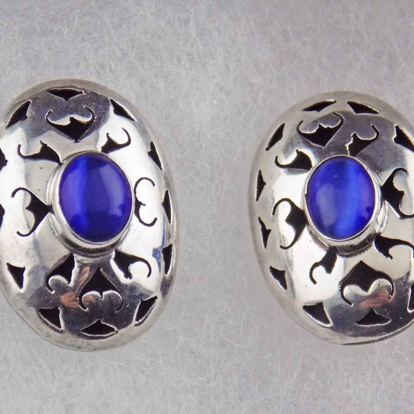 Striking Taxco Blue Cats Eye Apatite Sterling Post Earrings / Oval Gems on Shadow Box Stud Cages / Vintage 925 Silver / Signed TA-143 Mexico