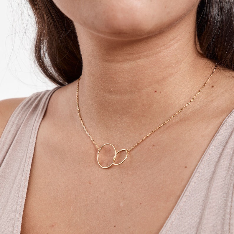 2 Interlocking Circles Aunt Necklace Aunt-Niece Quotes Aunt-Niece Jewelry Aunt-Niece Necklace: Aunt-Niece Gift