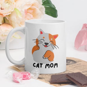 Cat mom mug, cat lovers gift, white glossy mug, gift for her, Christmas gift for her
