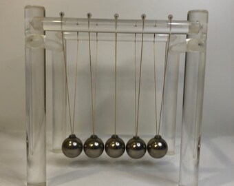 desktop ball clacker