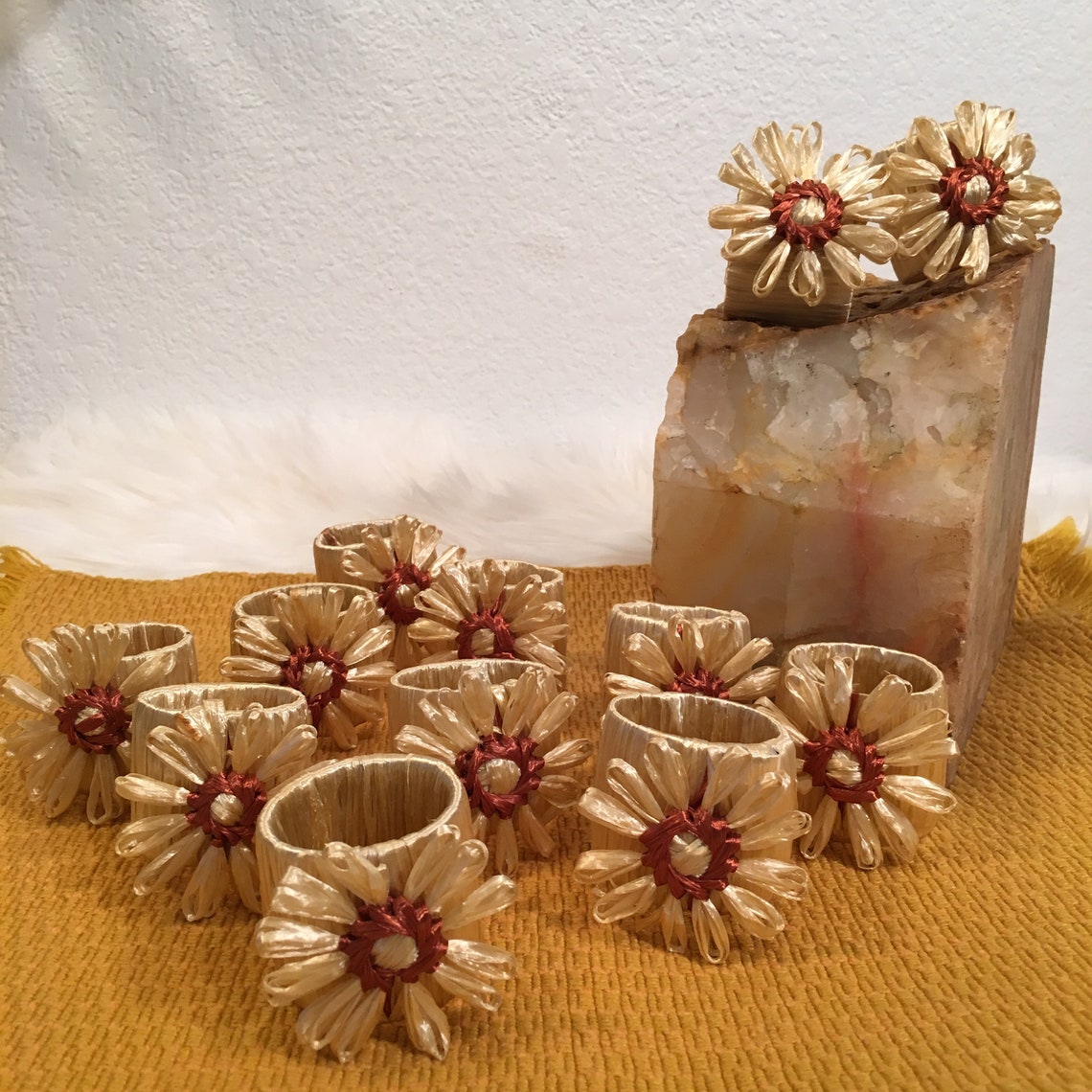 Vintage Raffia Napkin Rings / Set of 10 / Flower Napkin Rings Etsy