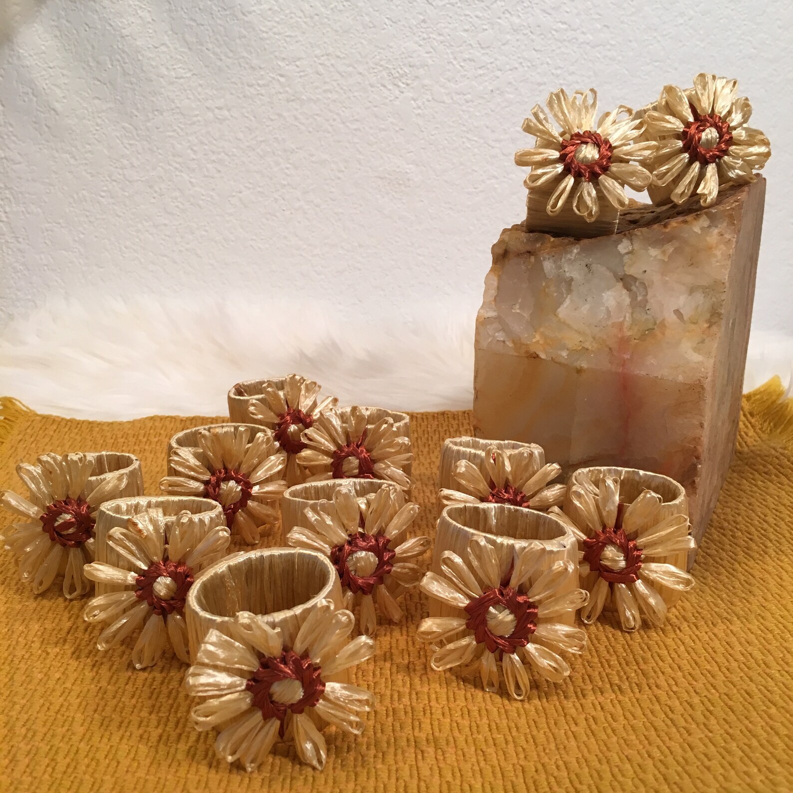 Vintage Raffia Napkin Rings / Set of 10 / Flower Napkin Rings Etsy
