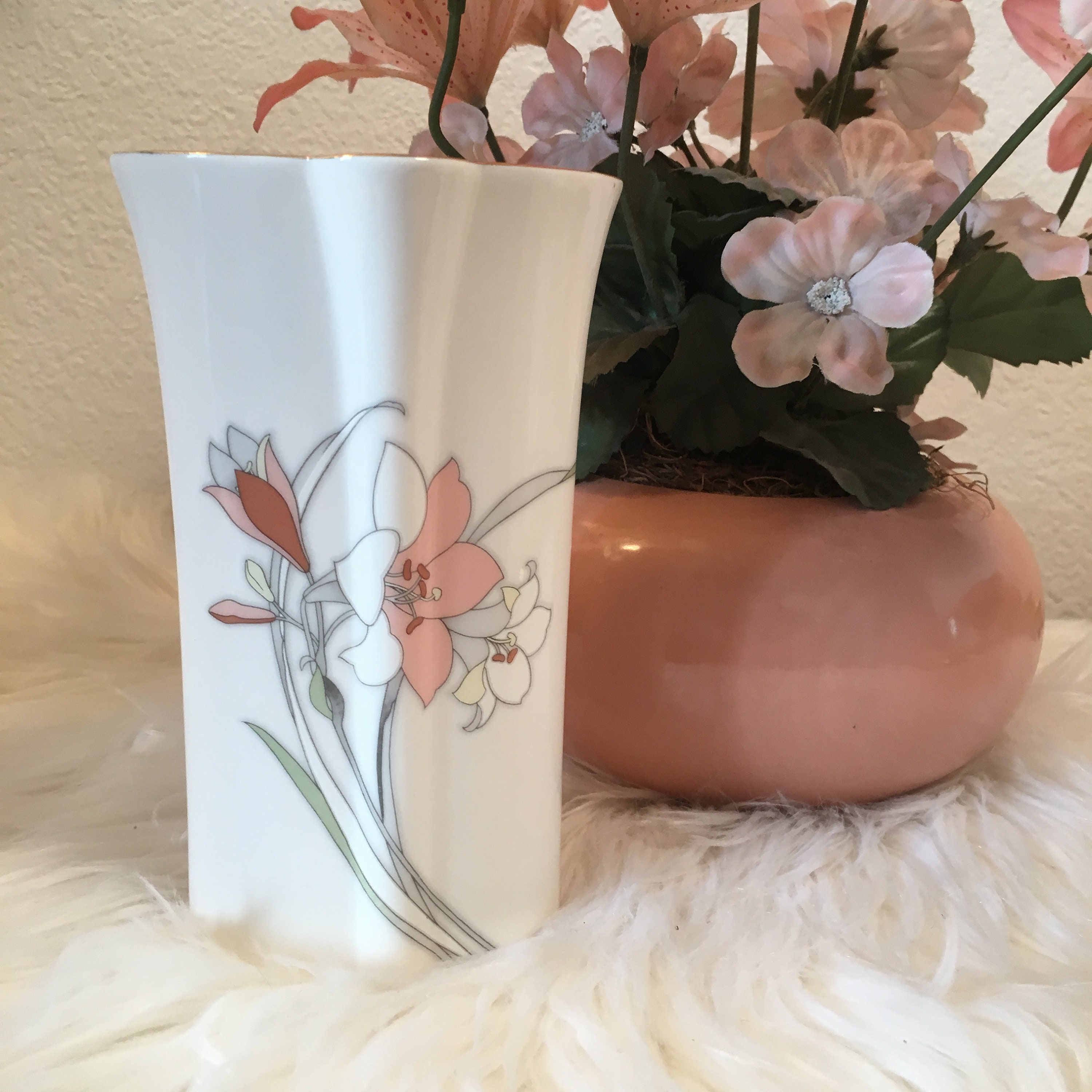 Vintage white vase / ceramic porcelain Yamaji flower vase / Etsy