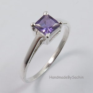 Amethyst Ring Sterling Silver, February Birthstone Ring, Real Purple Amethyst Gemstone, Amethyst Jewelry, Dainty Violet Stone Ring