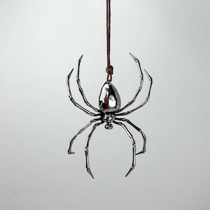 Kuty "Pająk" - zawieszka na lusterko samochodowe - dekoracja ścienna do domu - ręcznie kuta pamiątka ze stali nierdzewnej - akcesoria samochodowe w stylu gotyckim