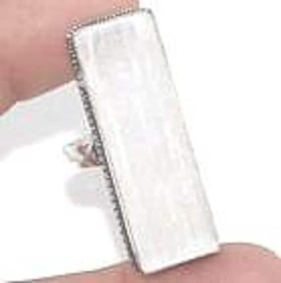 Size 6.25 Solid Sterling Silver! Unique Vintage F… - image 1