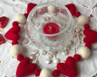 Felt Hearts Candle Ring, Red or pink  candle ring, heart candle ring, heart decor, valentines felt heart, bridal shower decor