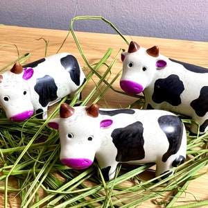 Cow or Pig Soapstone Kenyan hand carved, Farm animal figurines, pigs and cows, cow knickknack