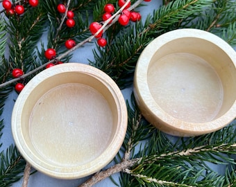 Candle holders and table