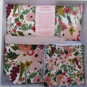 Spa Gift Box, Eye Pillow, Fabric Basket, Cosmetic Wipes