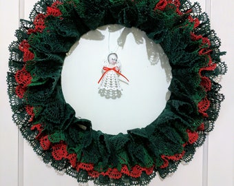 Ruffled Christmas Wreath in Crochet Pattern