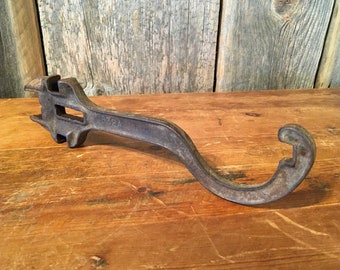 Vintage antique late 1880s David Bradley Mfg spanner wrench 833A farm tool implement