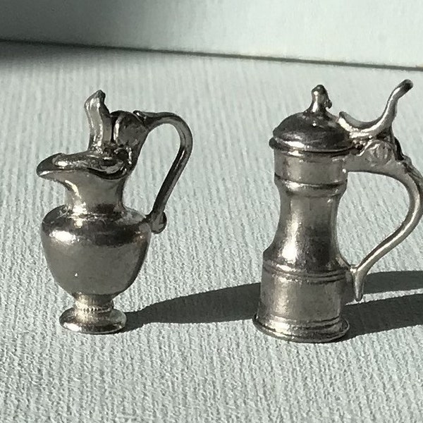 Tappit Hen Tankard or Wine Jug 1:12 one inch scale metal Opening lids. Tudor Medieval Banquet Castle Colonial Inn Pub Fairy Wizard