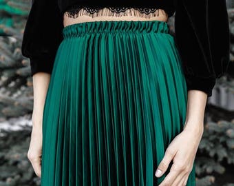 skirt/green skirt/fashionable skirt/ modern skirt/pleated skirt