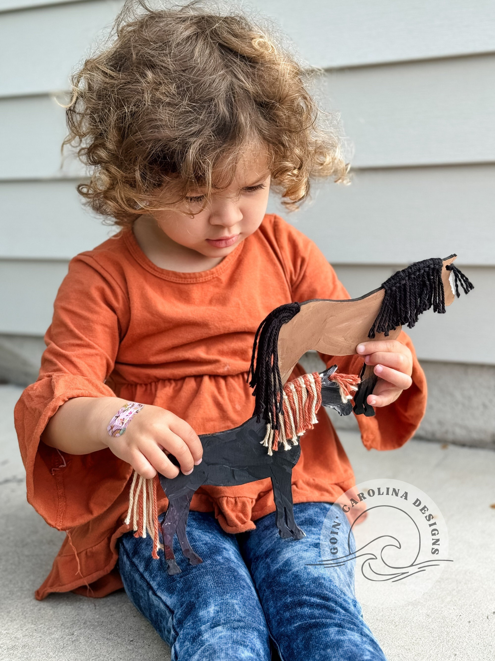 40 Fun Horse Crafts For Kids That Are Easy to Make 24 DIY Horse Paint Kit Equestrian Macrame Paint Kit w Paint + Yarn…