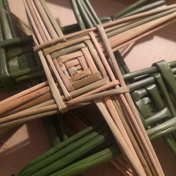 St. Brigid's Cross Kit/ Brigid's Cross DIY/ Goddess Brigid/ Imbolc/ Ireland/ Irish symbols/ st. Bridget/ saint bridget /Brigid's Day