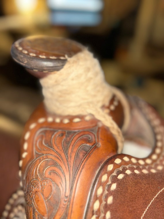 Vintage Forrest Shoup Saddle , Beautiful Hand Carved 14.5 Inch