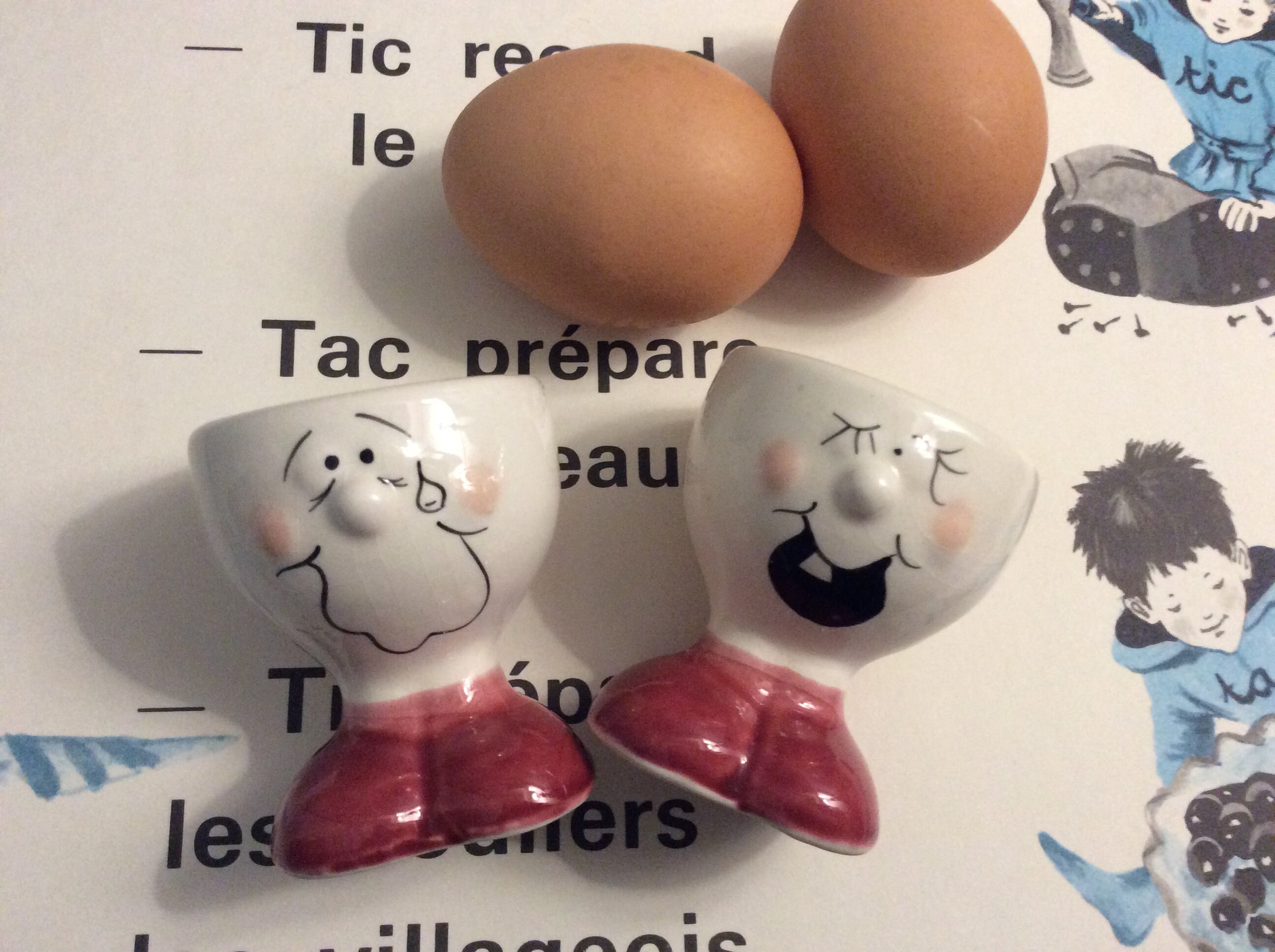 2 Vintage Ceramic Funny Faces Eggcups - à Pieds avec Chaussures Mr & Mrs Eggcup Head Eggcups