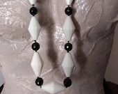 Collana maxi pietre dure Onice bianco e nero perle sfaccettate