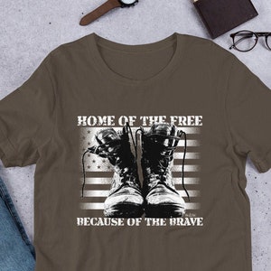 American Heroes CrossFit Memorial Day Home Of The Free grâce au brave t-shirt unisexe à manches courtes Army