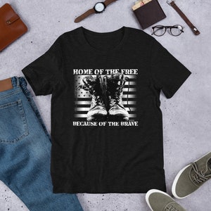 American Heroes CrossFit Memorial Day Home Of The Free grâce au brave t-shirt unisexe à manches courtes Black Heather