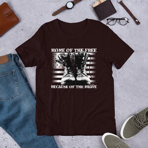 American Heroes CrossFit Memorial Day Home Of The Free grâce au brave t-shirt unisexe à manches courtes Oxblood Black