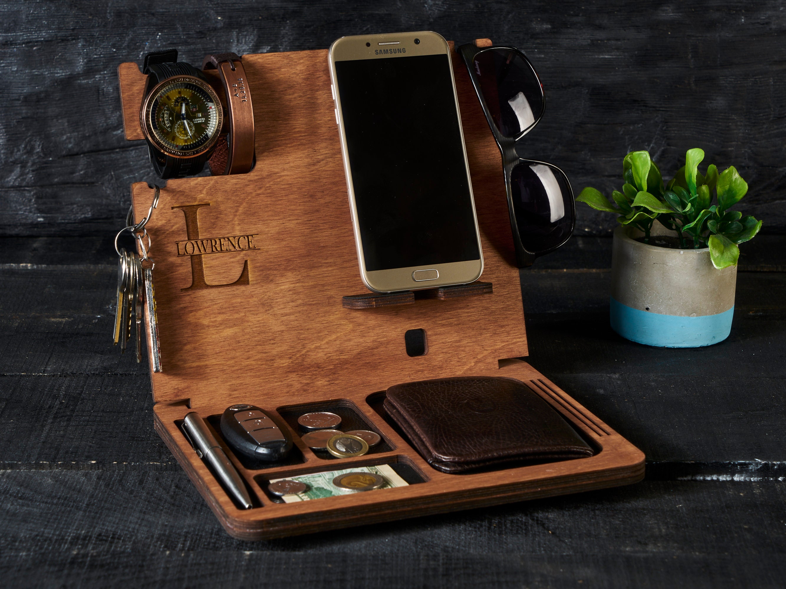 desk organizer docking station