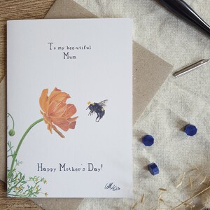 carte pour la fête des mères | Bonne fête des mères | Bourdon et fleur | Fleurs | Carte vierge A6 | Abeille image 2
