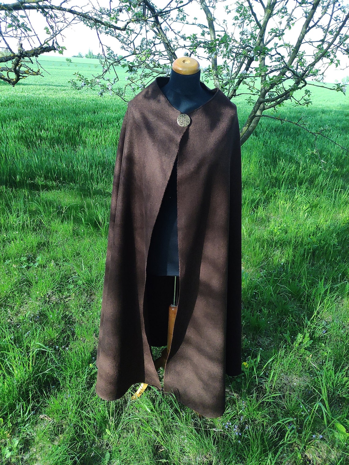 100 Wool Cloak, Dark Brown Color, Medieval Cloak, Semicircle Shape