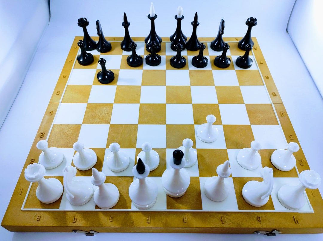 Chess Set With Board Made of Plastic - Etsy