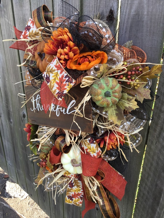 Fall door swag