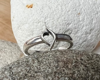 Anillo de recuperación para trastornos alimenticios. Plata de ley 925.