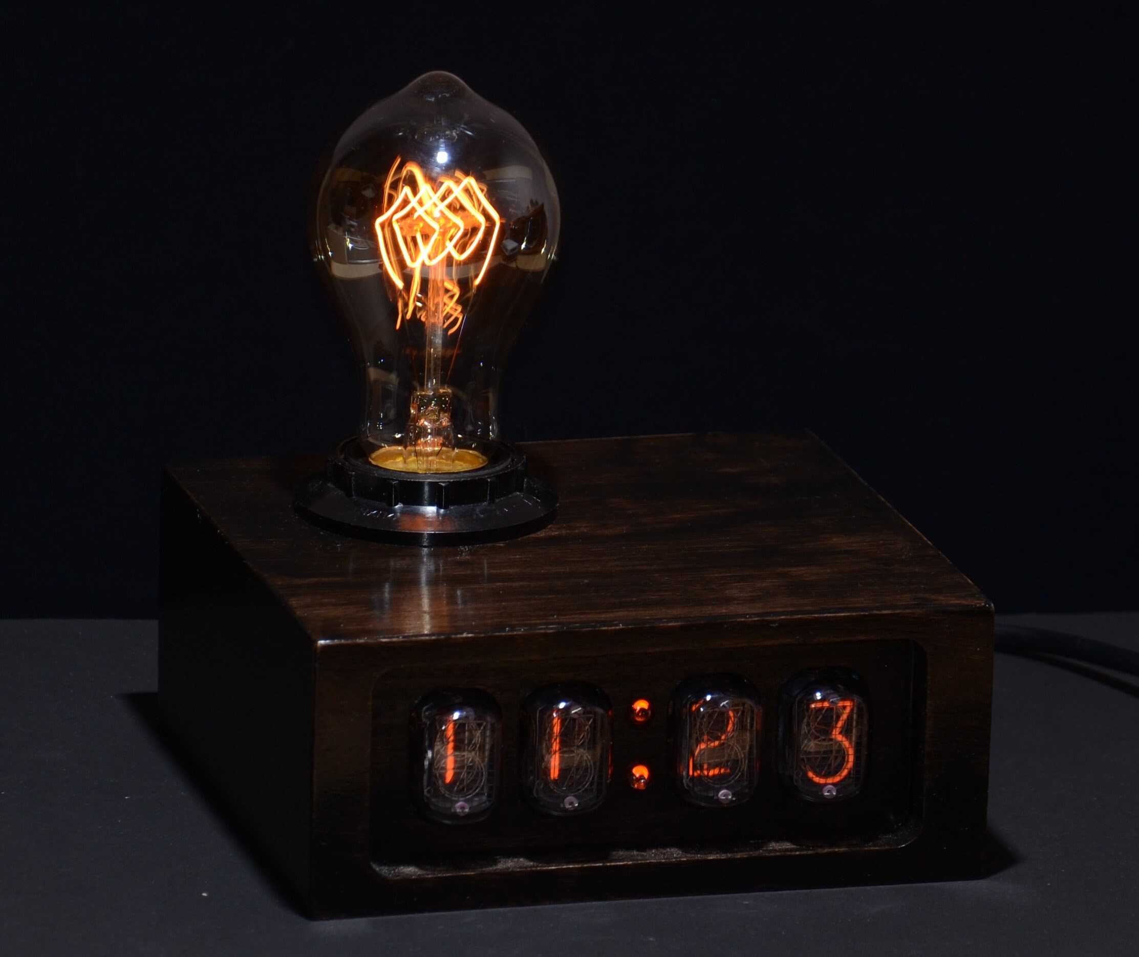 Vintage Style Edison Clock Nixie Tube Edison Bulb Wood Night Etsy UK