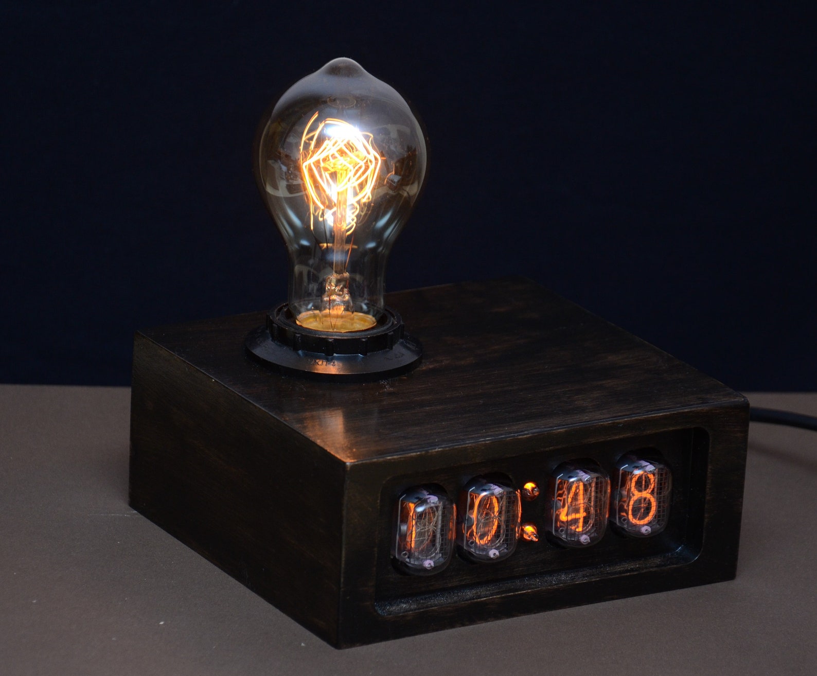 Vintage Style Edison Clock Nixie Tube Edison Bulb Wood Night Etsy UK