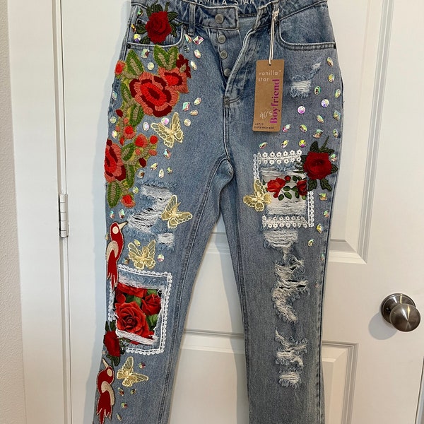 Upcycled, embellished, boho chic, 90s, boyfriend, vintage, distressed, floral patch, sparkle, bling jeans, hippie style, ecofriendly, boho
