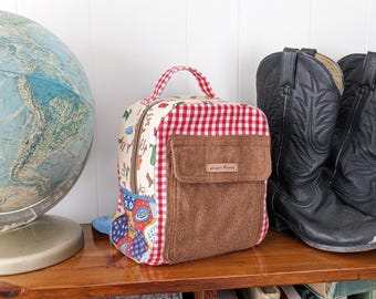 mini mochila hecha a mano