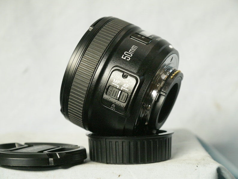 Mint-Nice- Nikon Af Fit Yongnuo YN50mm F1.8 AF MF Standard Prime Lens for Nikon Dslr D7100 D5500 D800